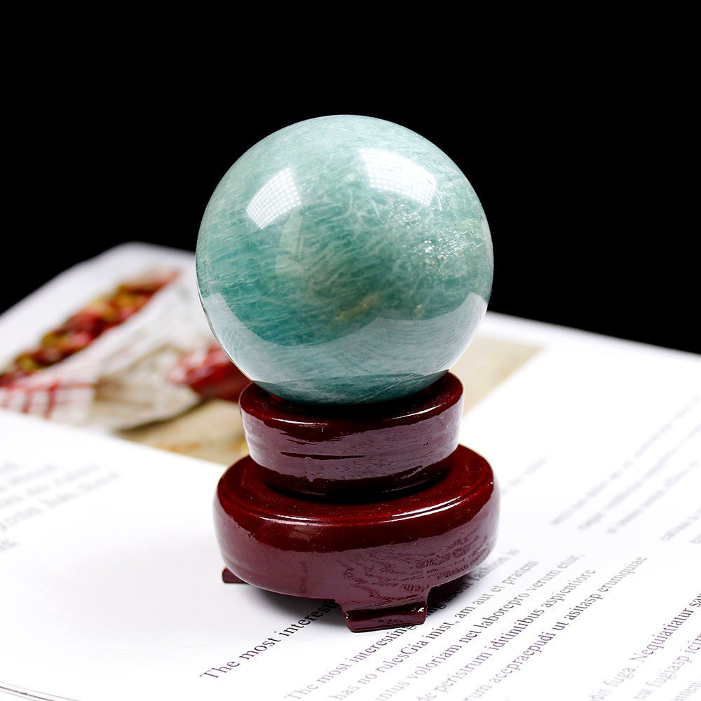 Meditation gemstone, healing sphere for divination