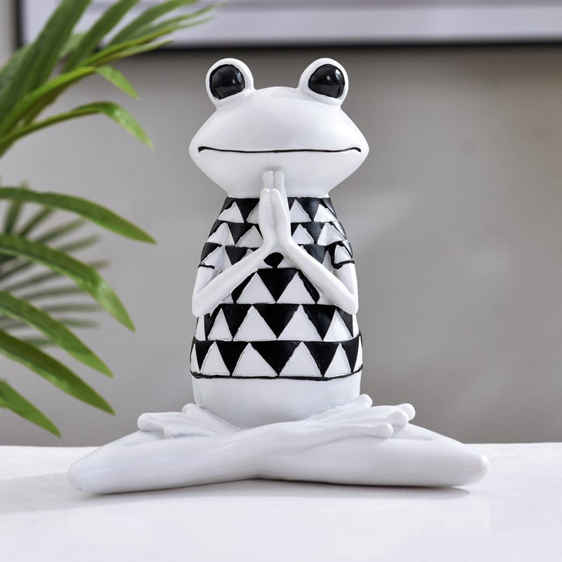 Miniature abstract sculpture Yogi Frog