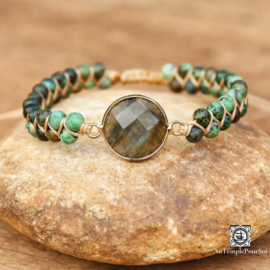 Bracelet “Spirit of Life” made of labradorite and green jasper